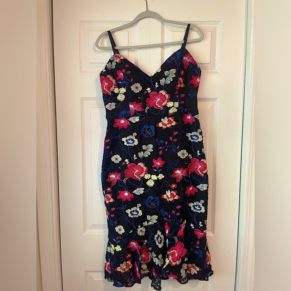 GUESS Midi Floral Stitch Dress